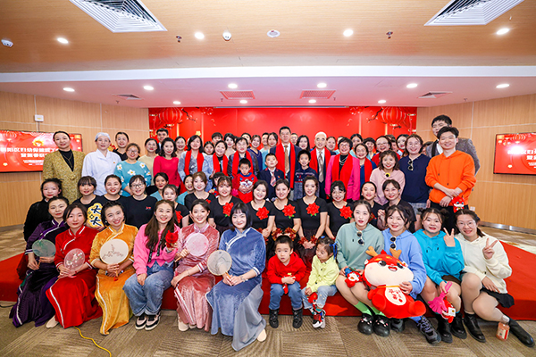 ABCD1901-opq728138361.jpg